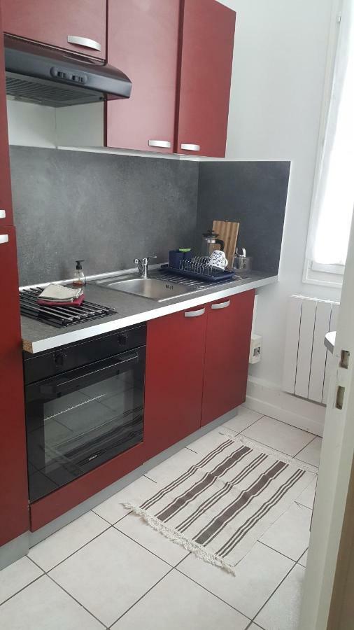 77 Rue De France Appartamento Fontainebleau Esterno foto